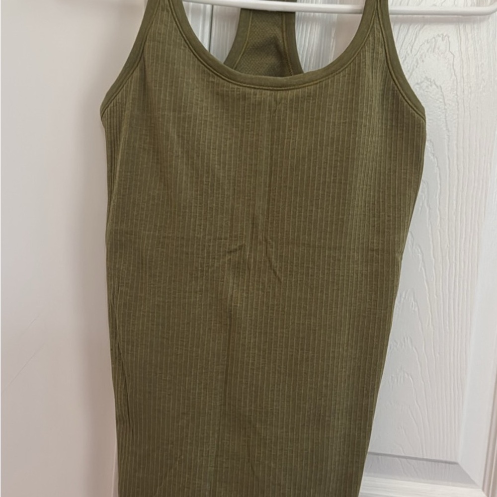 Lululemon Athletica Green Ribbed Sleeveless Tank Top